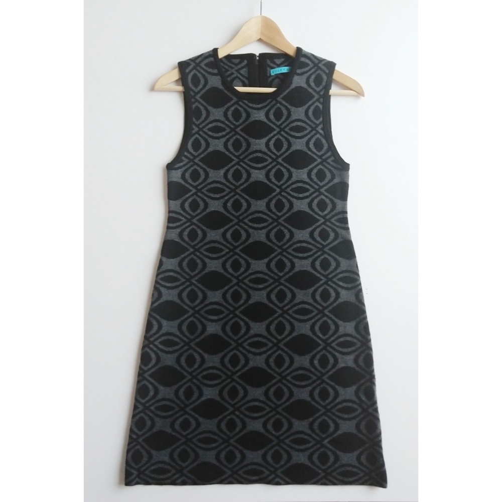 Alice + Olivia sleeveless dress